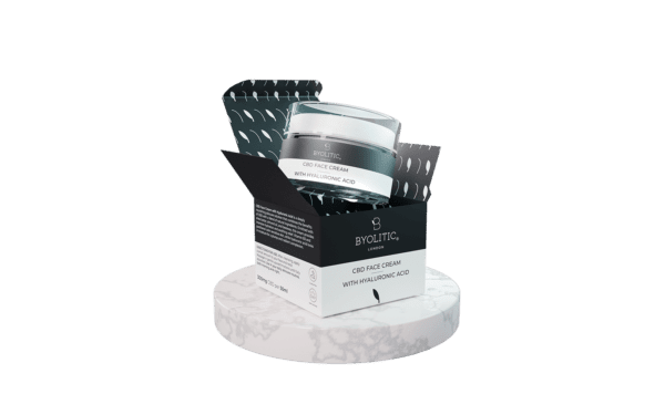 crema de fata cu acid hialuronic